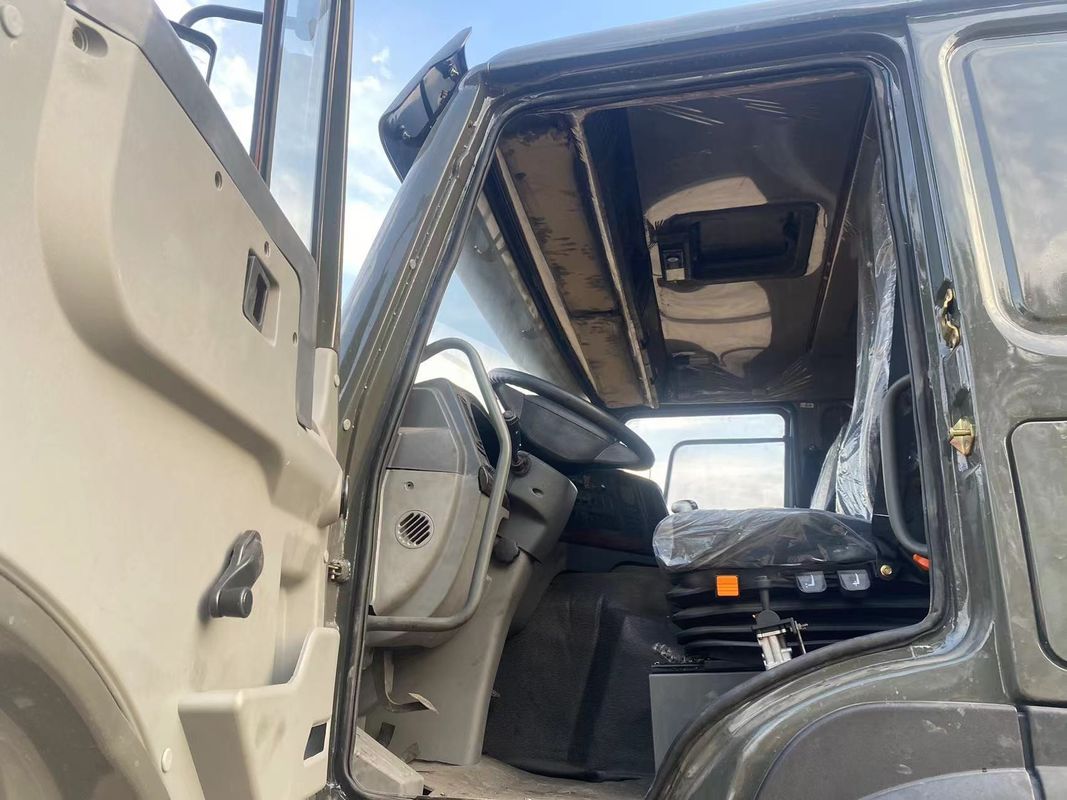 11-20T Capacité de charge Conditionneur d'air manuel utilisé SINO HOWO 8*4 Camion à décharge lourd