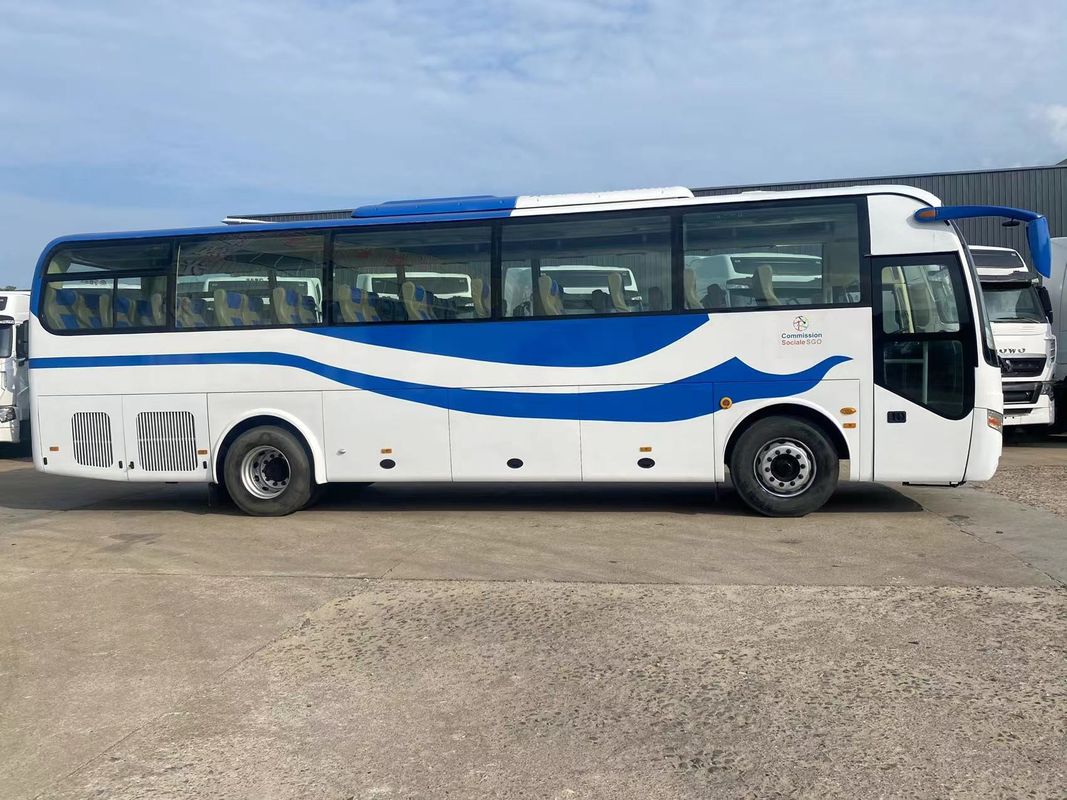 RHD 6122 45-65 sièges Autobus d'occasion dans la norme d'émission Euro 3 Capacité du moteur 6-8L