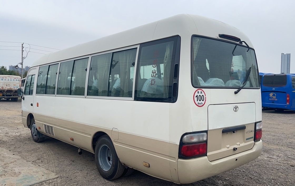 Autobus Toyota Coaster de 30 places à conduite à gauche avec boîte de vitesses manuelle et émission Euro 2-6