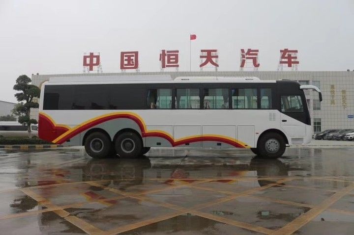 Transmission manuelle 54 1 sièges conduite à droite Bus de voyageurs CHTC avec moteur Weichai