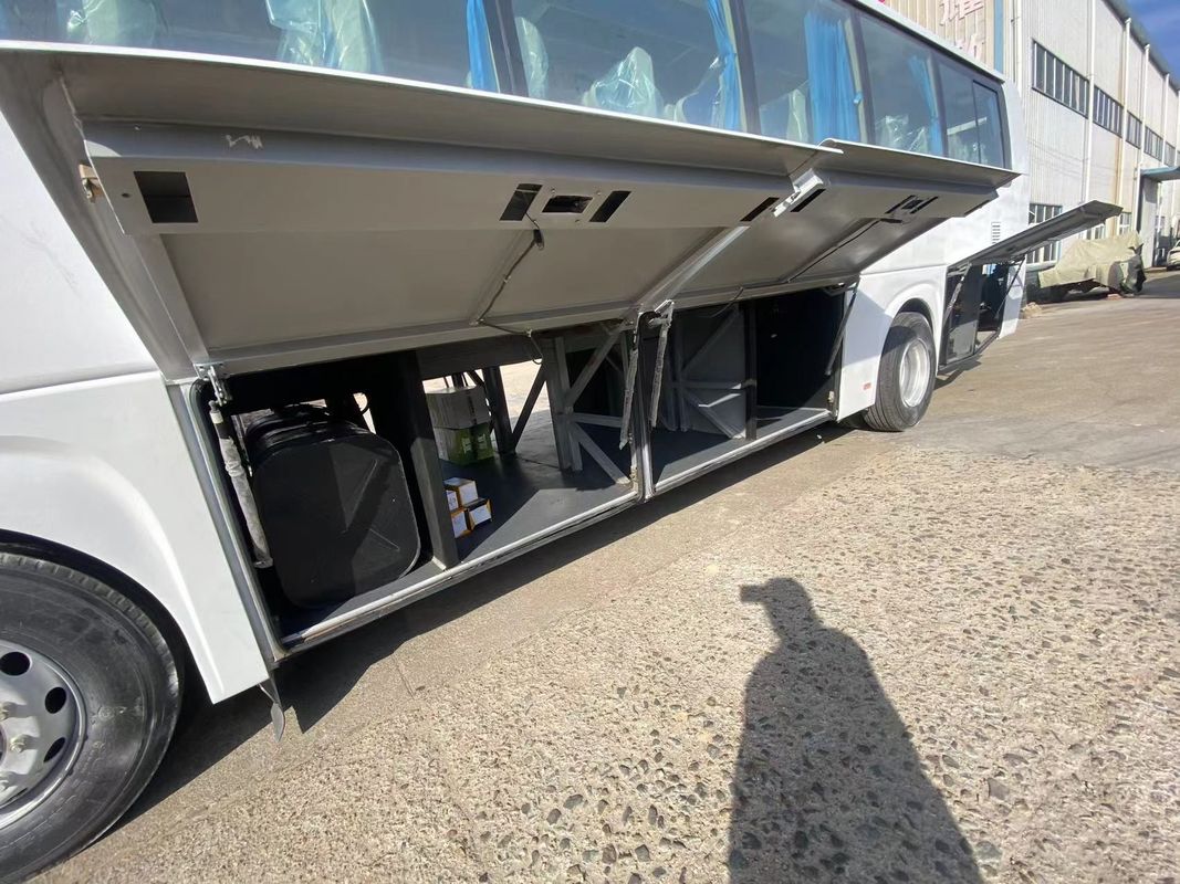 48 1 sièges Volant à gauche Bus de voyageurs Euro 3 Émission standard et boîte de vitesses manuelle