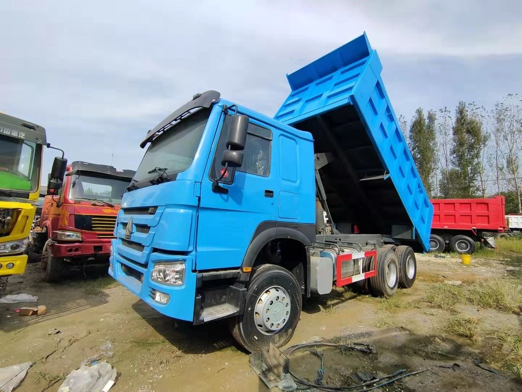 SINO TRUCK 12 roues HOWO LHD 6*4 Camion à décharge lourd pour les applications lourdes