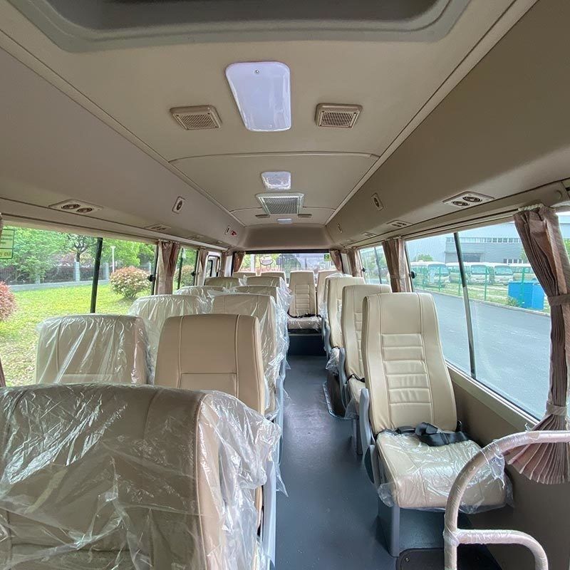 16-30 sièges Toyota Coaster Bus À gauche et à droite Minibus