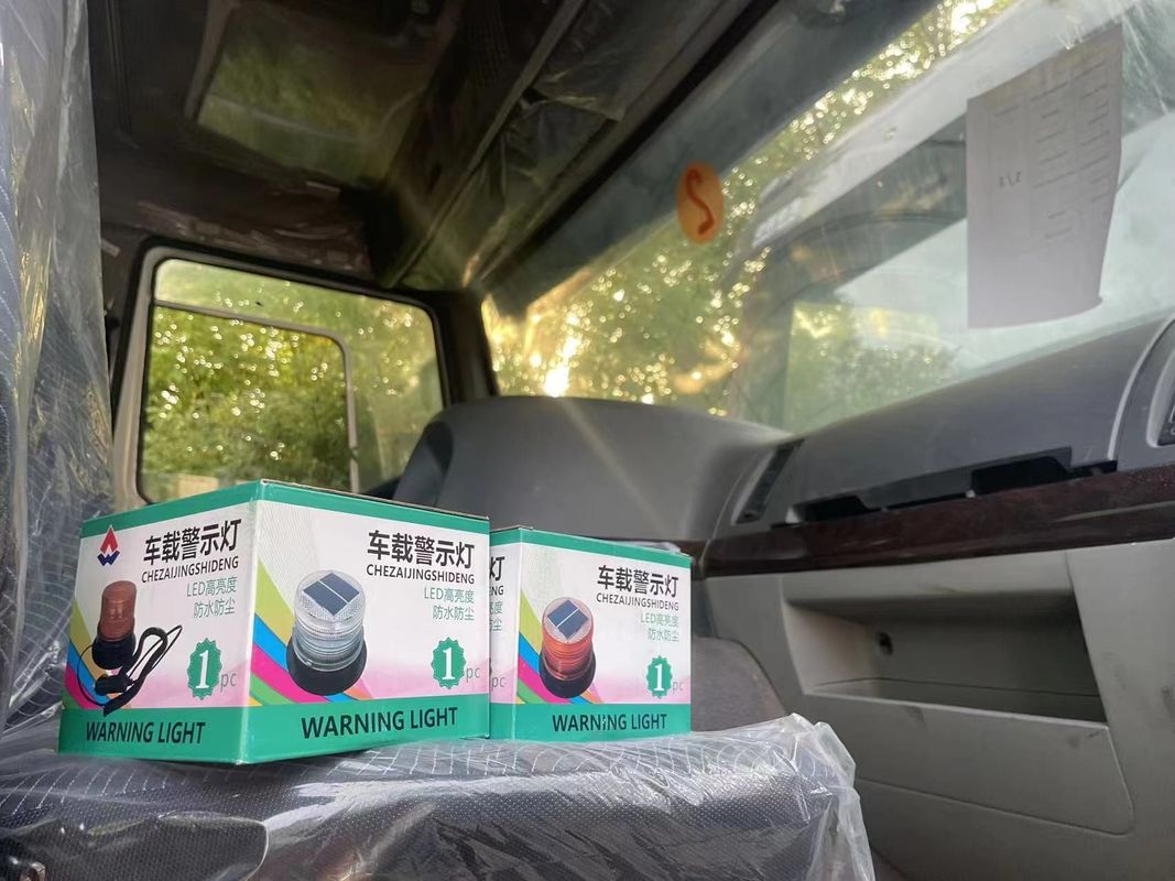Shacman HOWO 380HP 8*4 Camion à décharge lourd, déchargeur à déchargeuse Euro 2 Norme d'émission