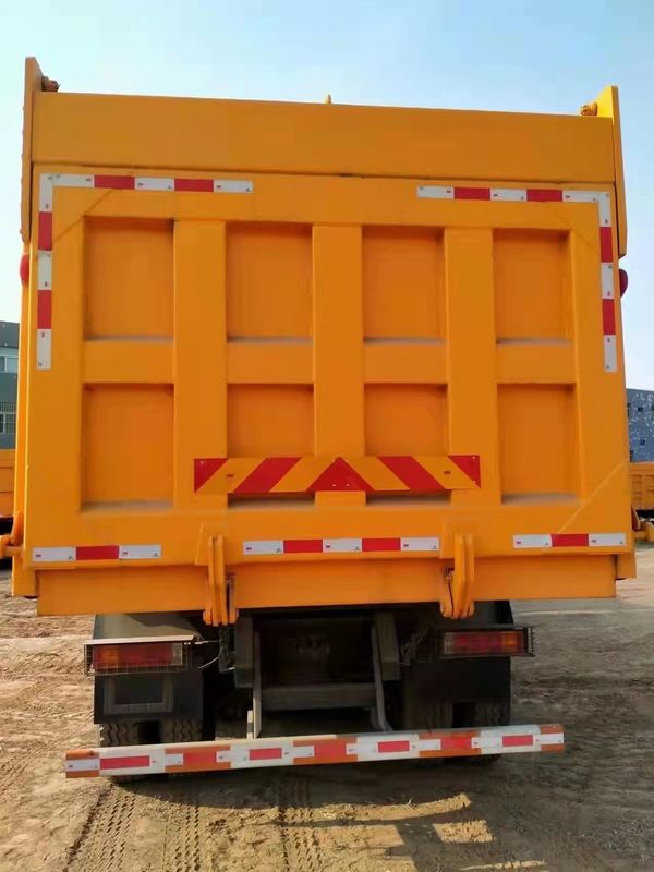 Puissance maximale de 400 ch Shacman HOWO 380HP 8 * 4 camionneur à décharges lourds