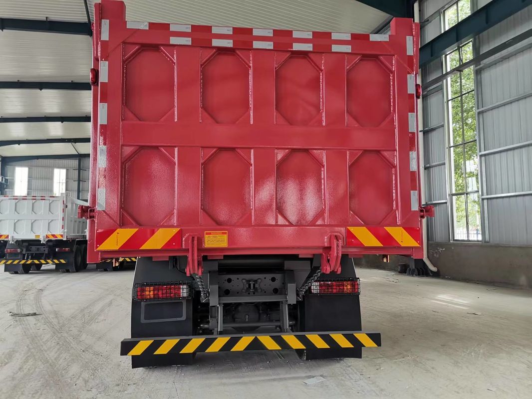 HW boîte de vitesses SINO TRUCK HOWO 400HP 16 roues 8x4 Poids lourd LHD camion à décharge
