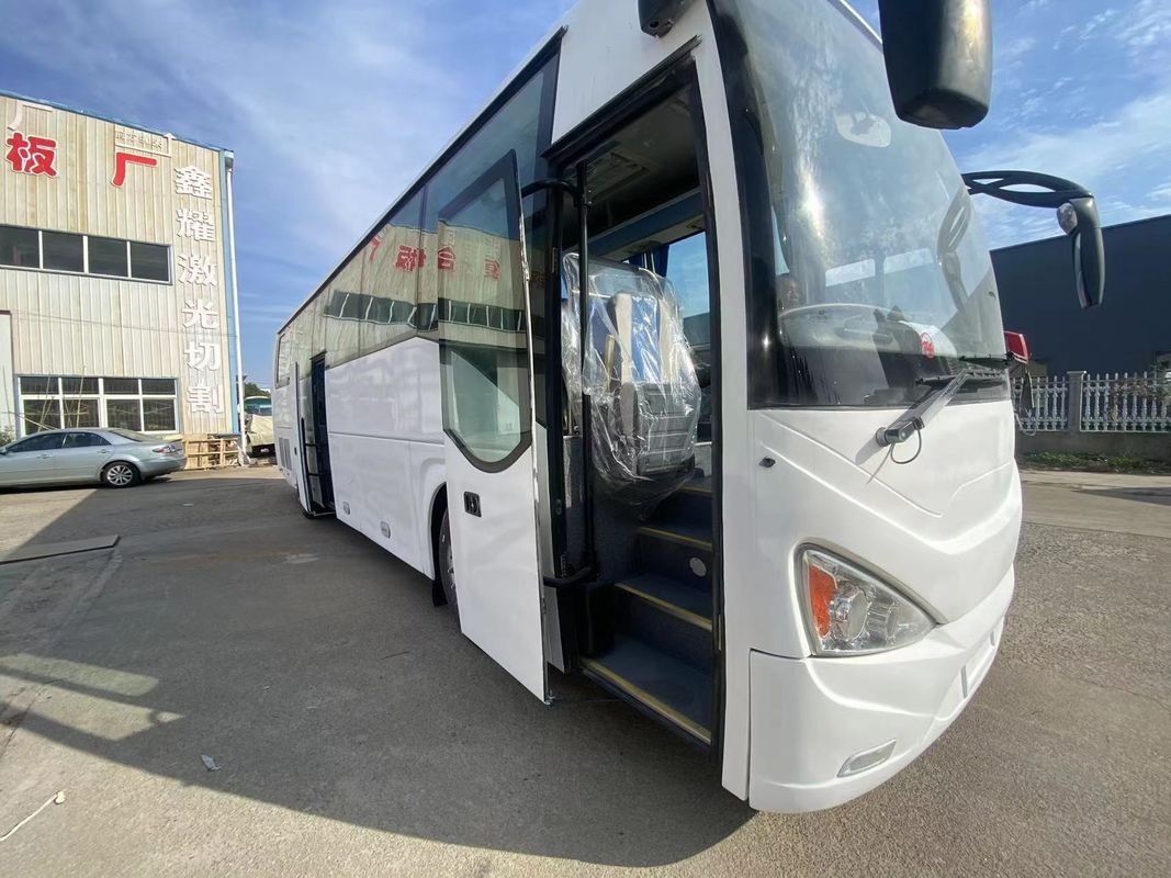 Autobus diesel d'occasion de 50 places pour usines et écoles Boîte de vitesses manuelle