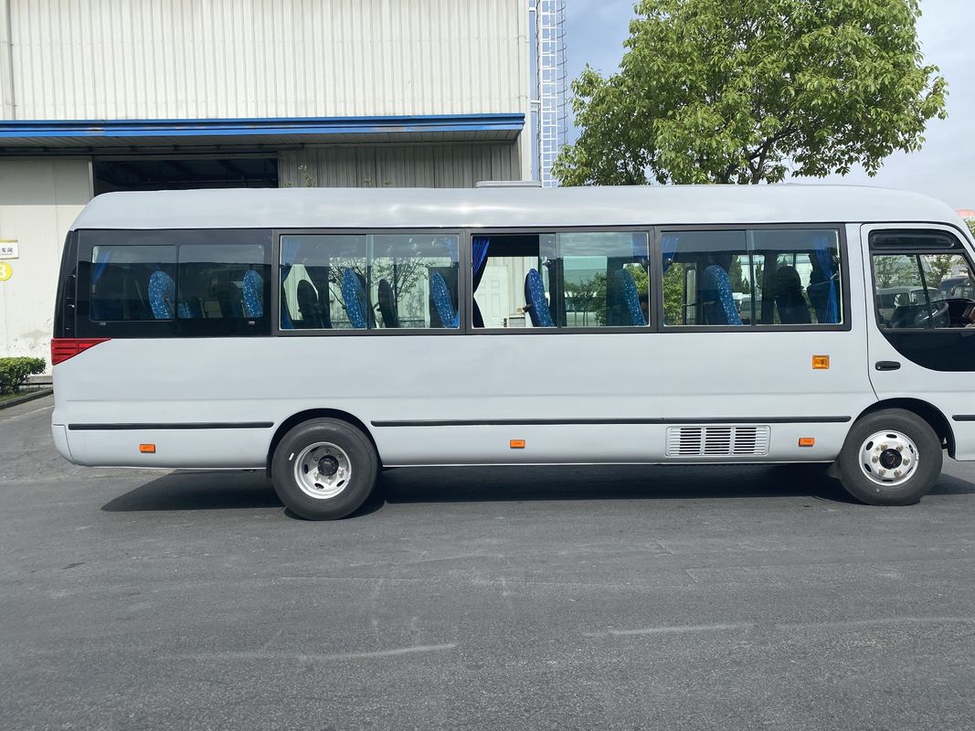 30 sièges 2022 RHD Toyota Coaster Bus avec norme d'émission Euro 3 et moteur diesel