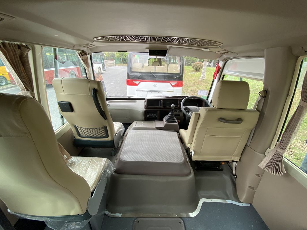 30 sièges LHD/RHD Toyota Coaster Bus avec des équipements de luxe et le type de carburant diesel
