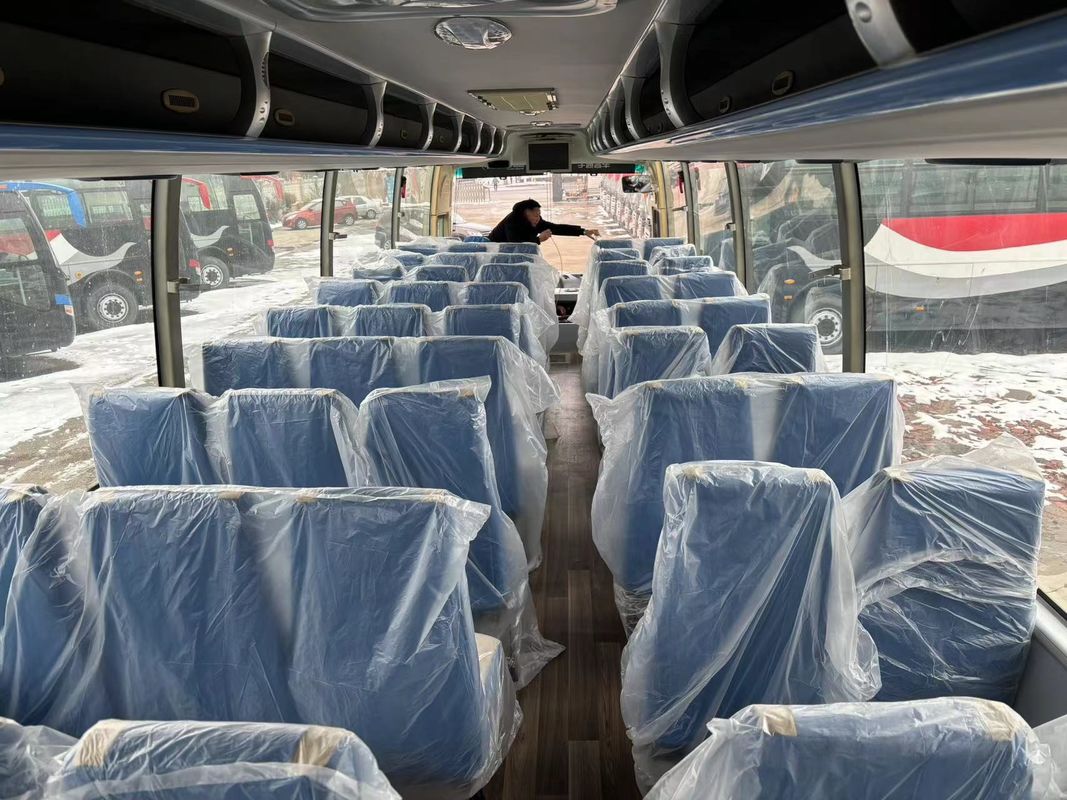 Autobus de transport urbain d'occasion Autobus d'occasion de 20 à 70 places avec une capacité de moteur de 8L