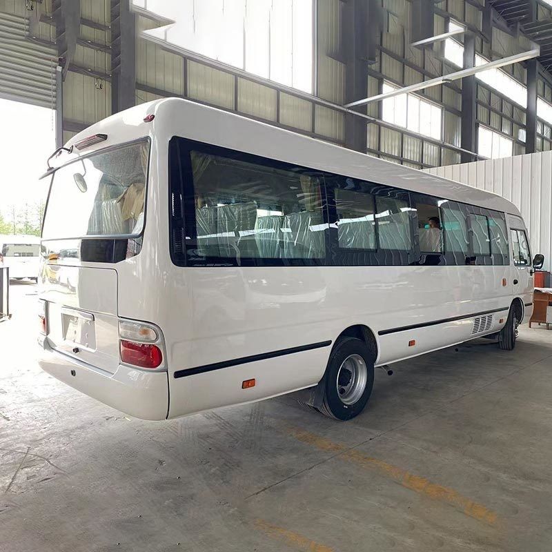 Vitesse maximale 100 km/h Toyota Coaster Bus 20-23 sièges avec moteur à essence d'occasion