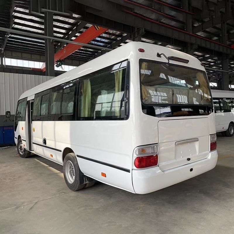 Vitesse maximale 100 km/h Toyota Coaster Bus 20-23 sièges avec moteur à essence d'occasion