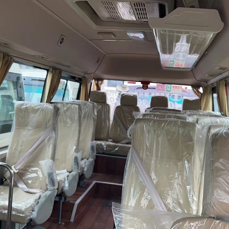 Vitesse maximale 100 km/h Toyota Coaster Bus 20-23 sièges avec moteur à essence d'occasion
