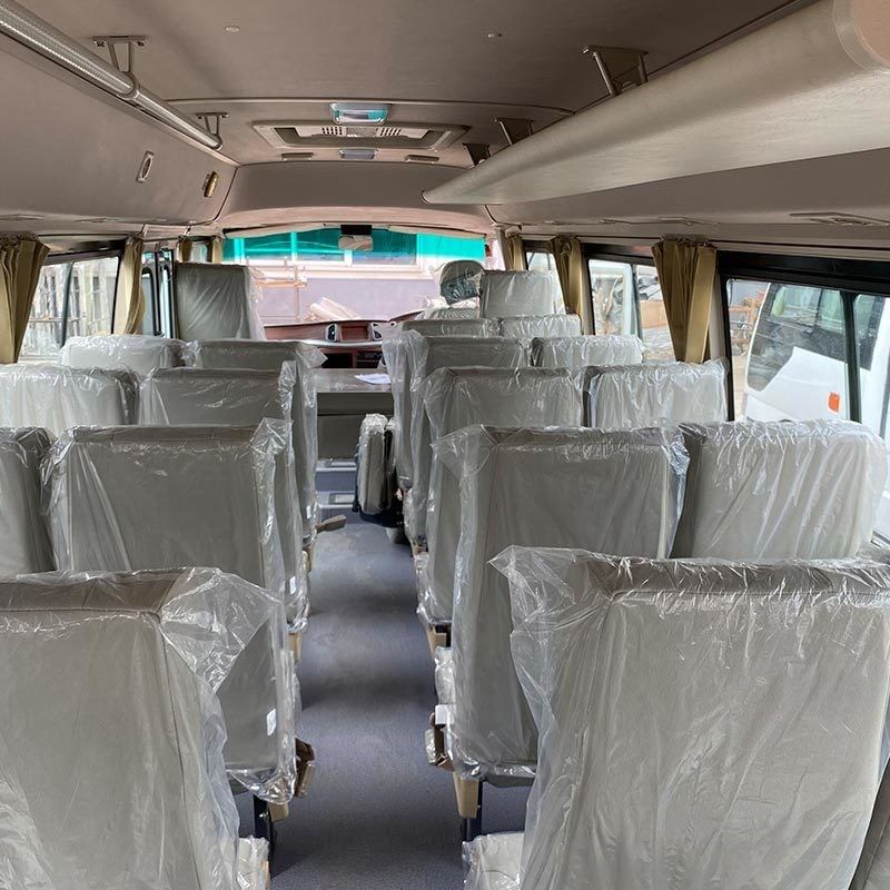 Autobus de luxe touristique d'occasion 2023 Toyo ta Coaster 30 places moteur diesel LHD RHD