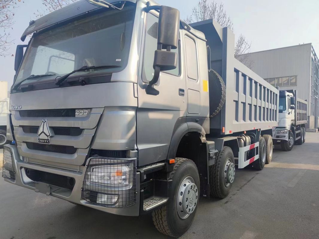 Segment lourd RHD SINO TRUCK HOWO 400HP 16 roues 8x4 Camion à décharge