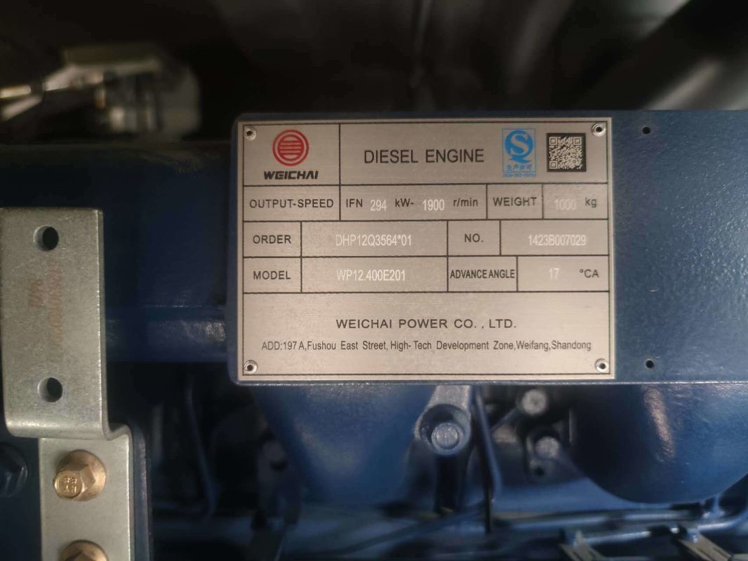 Segment lourd RHD SINO TRUCK HOWO 400HP 16 roues 8x4 Camion à décharge