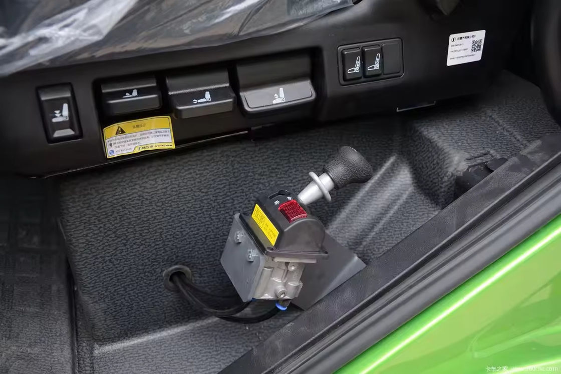 Capacité de 11,6 L 375 ch Shacman F3000 X3000 8x4 30t Camion à décharge de charge utile Camion à décharge