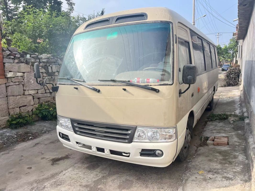 Euro2-6 émission 30 places Toyota Coaster Mini Bus pour un transport B2B confortable