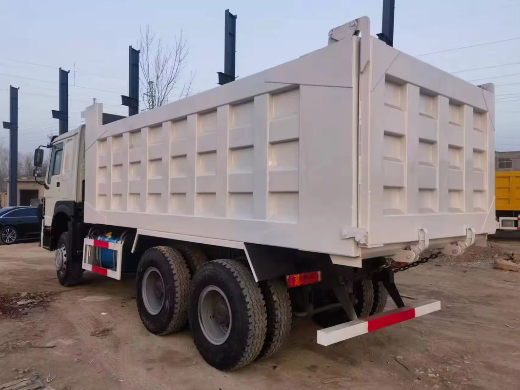 Howo 6x4 camions à décharges camions à décharges manuels Type de transmission manuelle Année 2012