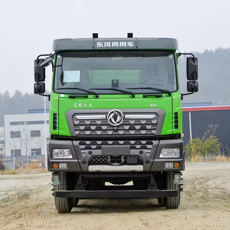 12 roues 35 tonnes 600 chevaux Dongfeng déchargeur pour le transport de sable sol pierre