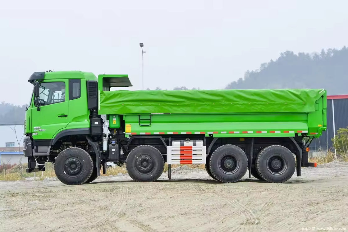 12 roues 35 tonnes 600 chevaux Dongfeng déchargeur pour le transport de sable sol pierre