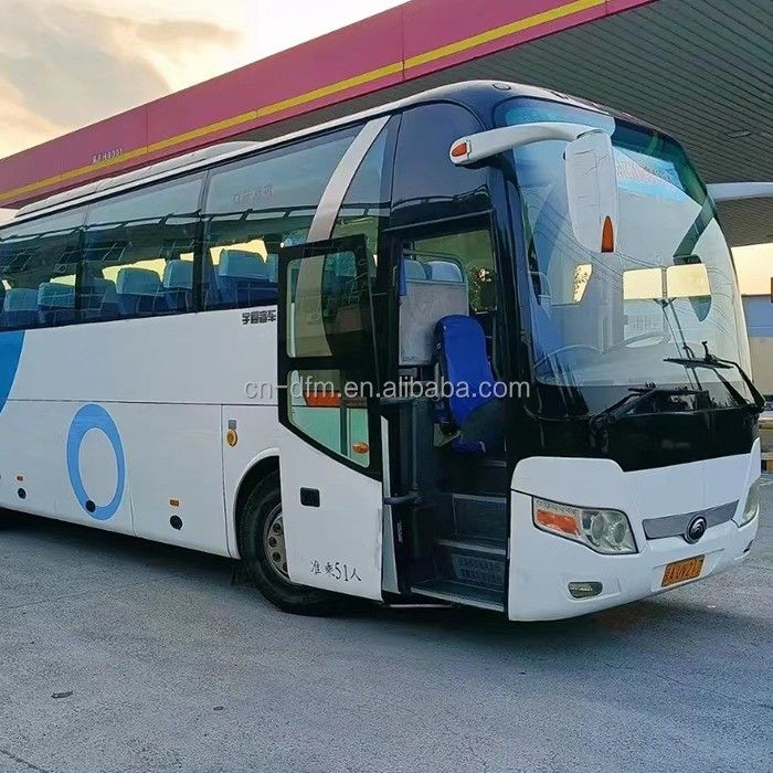 Yutong Bus d'occasion 54 places à gauche Voiture avec vitesse maximale de 90 km/h et 2 airbags