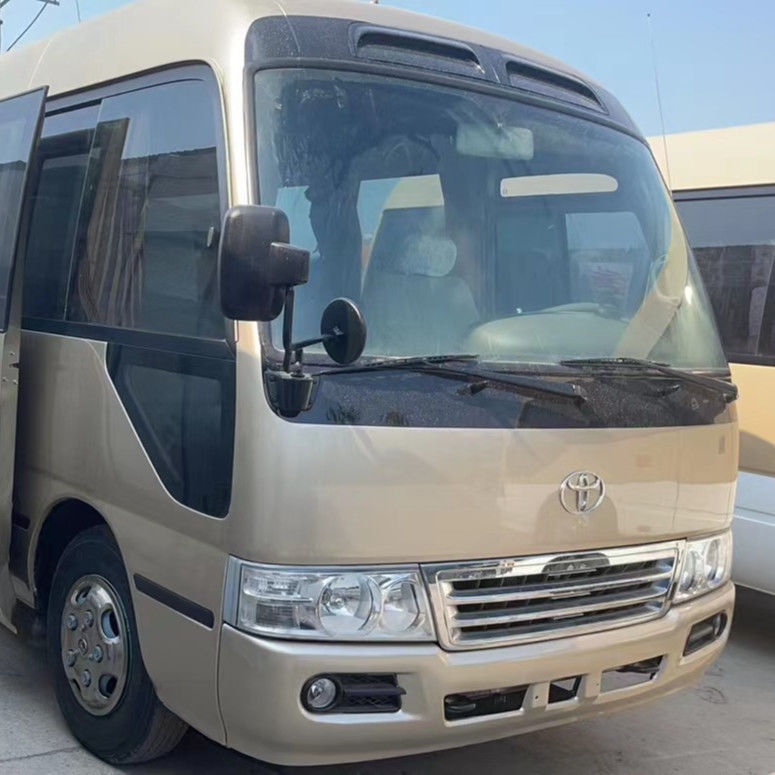 29 sièges Toyota Coaster Mini Bus avec Euro3 Émission Standard et moteur Cummins Modèle