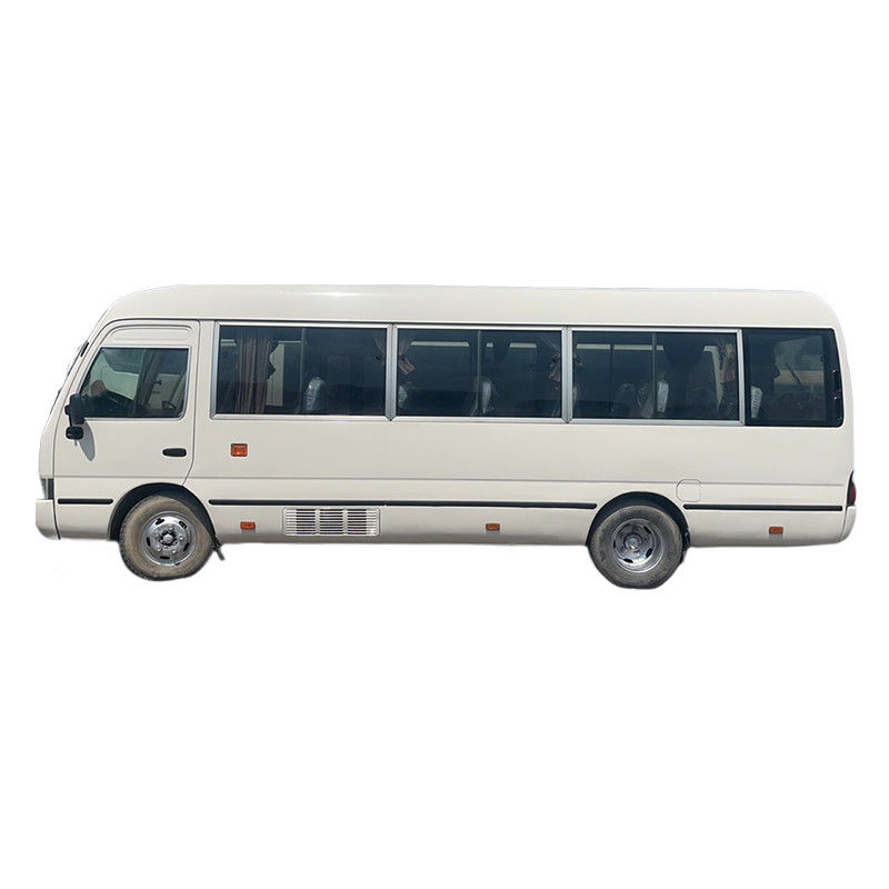 Toyota Coaster Bus d'occasion avec 30 sièges et puissance maximale de 113/5200 kW en bon état