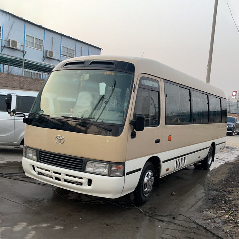 Type de transmission manuelle Autobus Toyota Coaster d'occasion avec 3300 mm de base de roue et 30 sièges