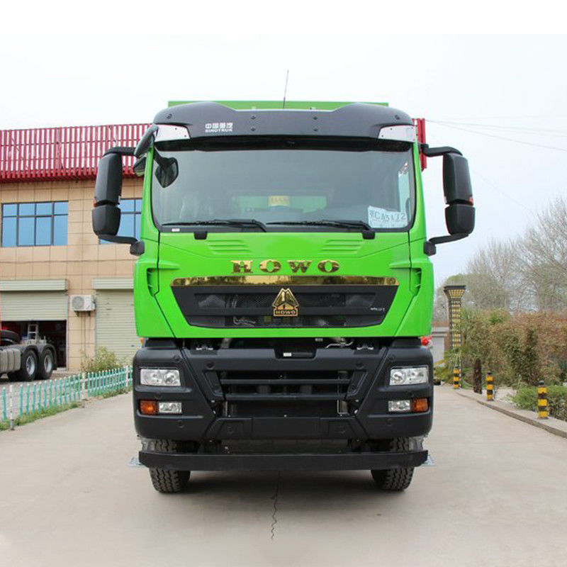 Poids élevé 8x4 460 chevaux HOWO Camion à décharge usé pour le transport lourd
