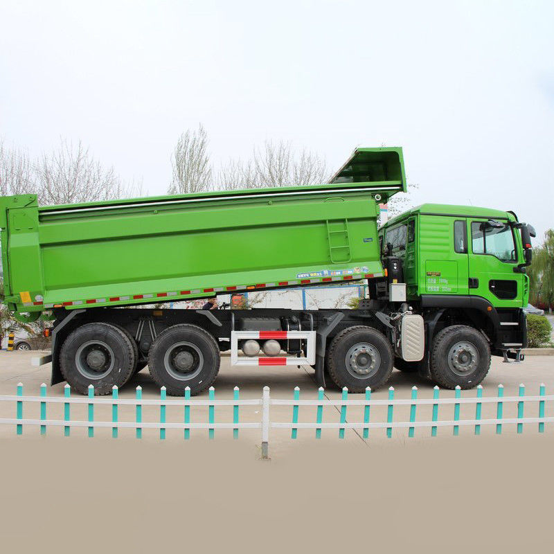 Poids élevé 8x4 460 chevaux HOWO Camion à décharge usé pour le transport lourd