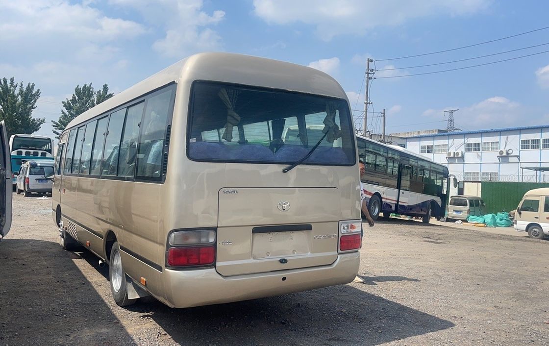 30 sièges Toyota Coaster Bus d'occasion en bon état et type de carburant Diesel