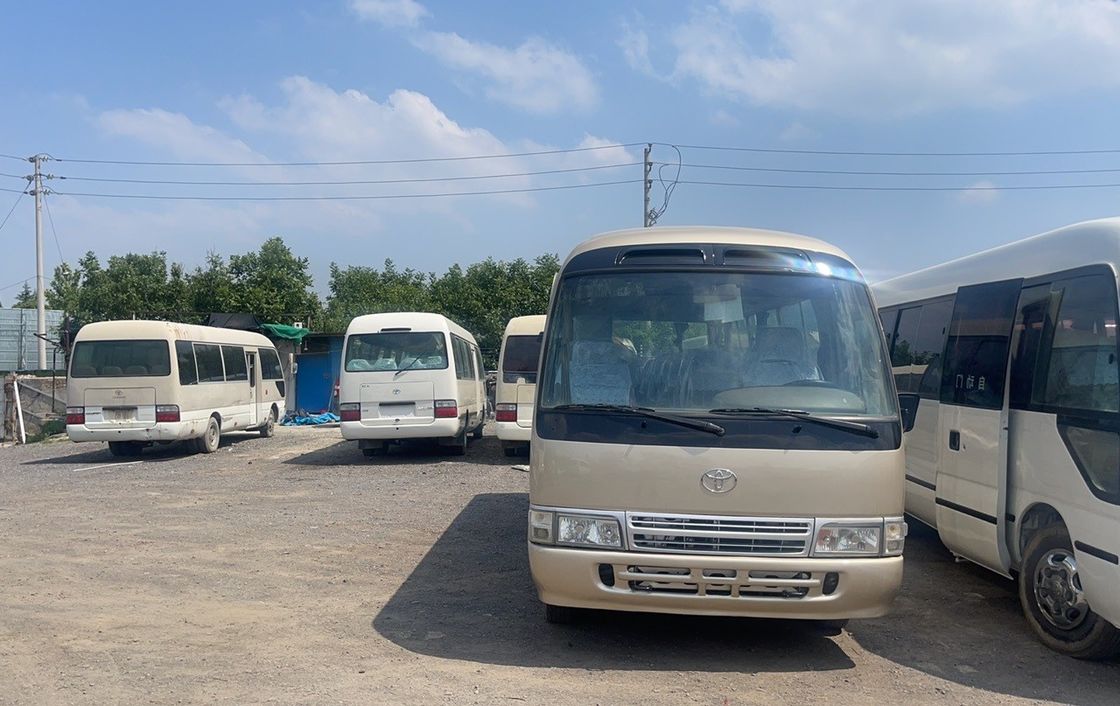 30 sièges Toyota Coaster Bus d'occasion en bon état et type de carburant Diesel