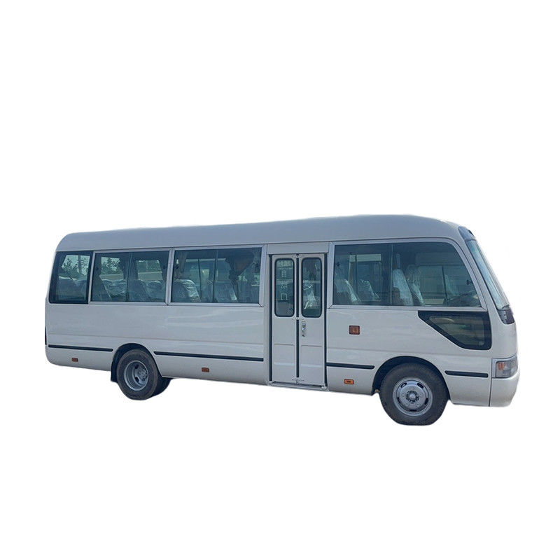 Autobus Toyota Coaster d'occasion avec 30 places et norme d'émission EURO 3 en bon état