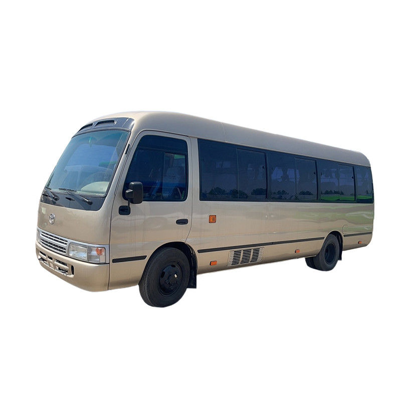 Autobus Toyota Coaster d'occasion avec 16 à 30 places et transmission manuelle en bon état
