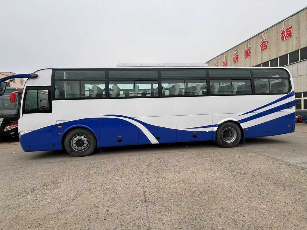 Autobus de 50 places avec conception de couleur personnalisée et norme d'émission Euro 3