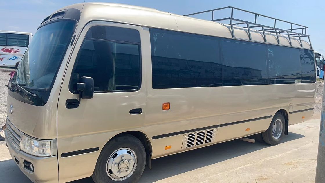 30 sièges Toyota Coaster Bus en bon état capacité de sièges LHD 30 7.00R16 pneus 30 sièges