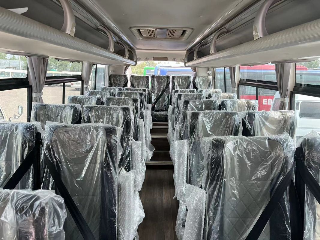 9.726L Capacité du moteur Autobus d'occasion 39 places Autobus touristique diesel