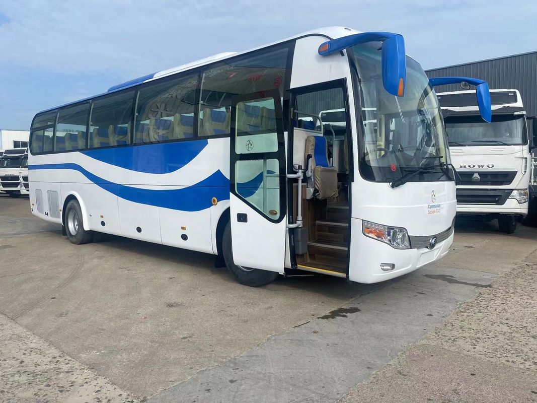 Bus de luxe de style touristique confortable 12 mètres 51 sièges Yu Tong Bus d'occasion