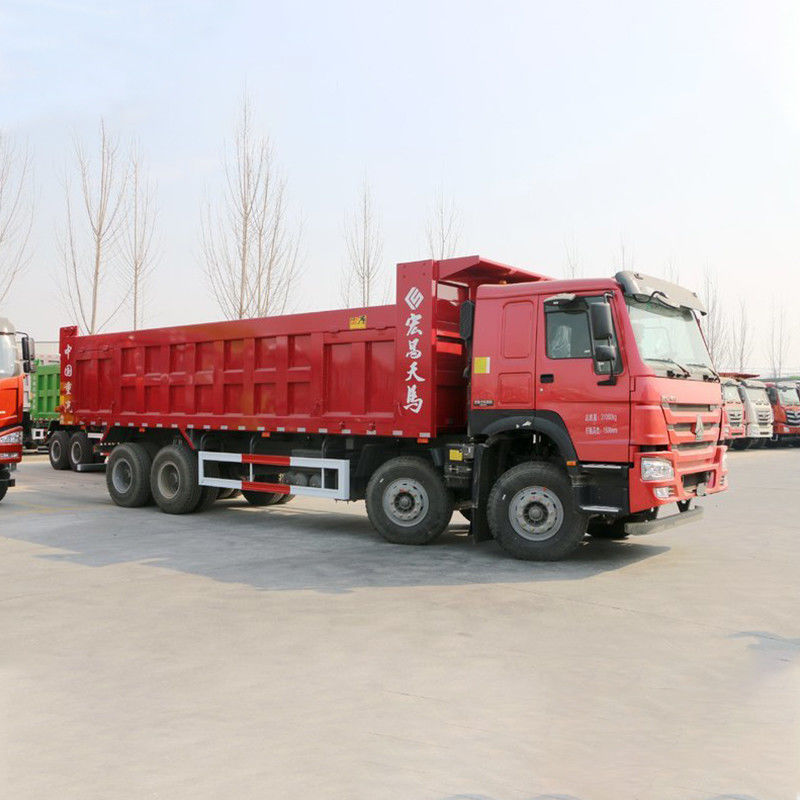 Utilisé 380 chevaux 8x4 8,5 m HOWO camion-chargeur Poids total du véhicule ≥ 30 T et écran tactile Aucun
