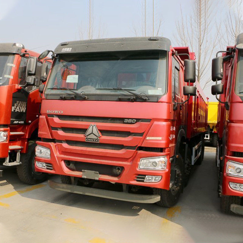 Utilisé 380 chevaux 8x4 8,5 m HOWO camion-chargeur Poids total du véhicule ≥ 30 T et écran tactile Aucun