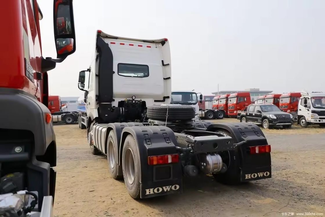 Sinotruk Howo 6x4 10 roues camion tracteur utilisé 371hp 440hp cylindres 6 pneu numéro 10