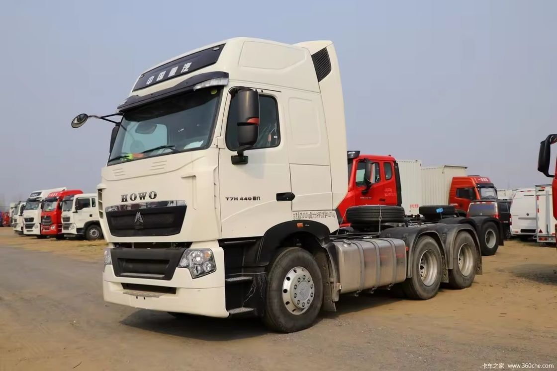 Sinotruk Howo 6x4 10 roues camion tracteur utilisé 371hp 440hp cylindres 6 pneu numéro 10