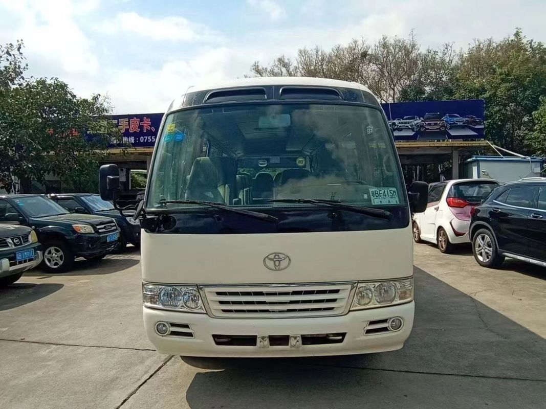 Réservoir de carburant 300L Max Sortie 95 kw Bon état LHD Usé 30 sièges Toyota Coaster Bus