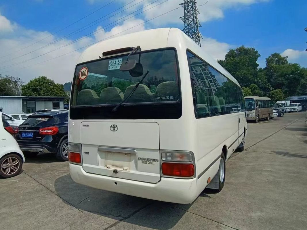 Réservoir de carburant 300L Max Sortie 95 kw Bon état LHD Usé 30 sièges Toyota Coaster Bus