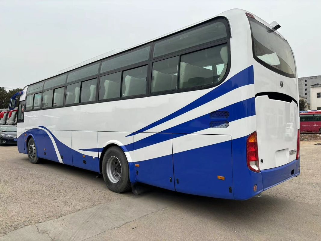 Deisel Fuel Volant à gauche Luxe 55 places Autobus de voyageurs avec air conditionné toilette