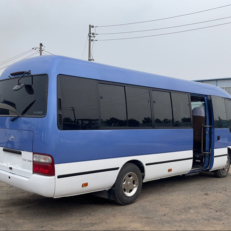 Deisel Fuel Bus touristique de luxe 25 places 30 places minibus utilisé Toyo Ta Coaster