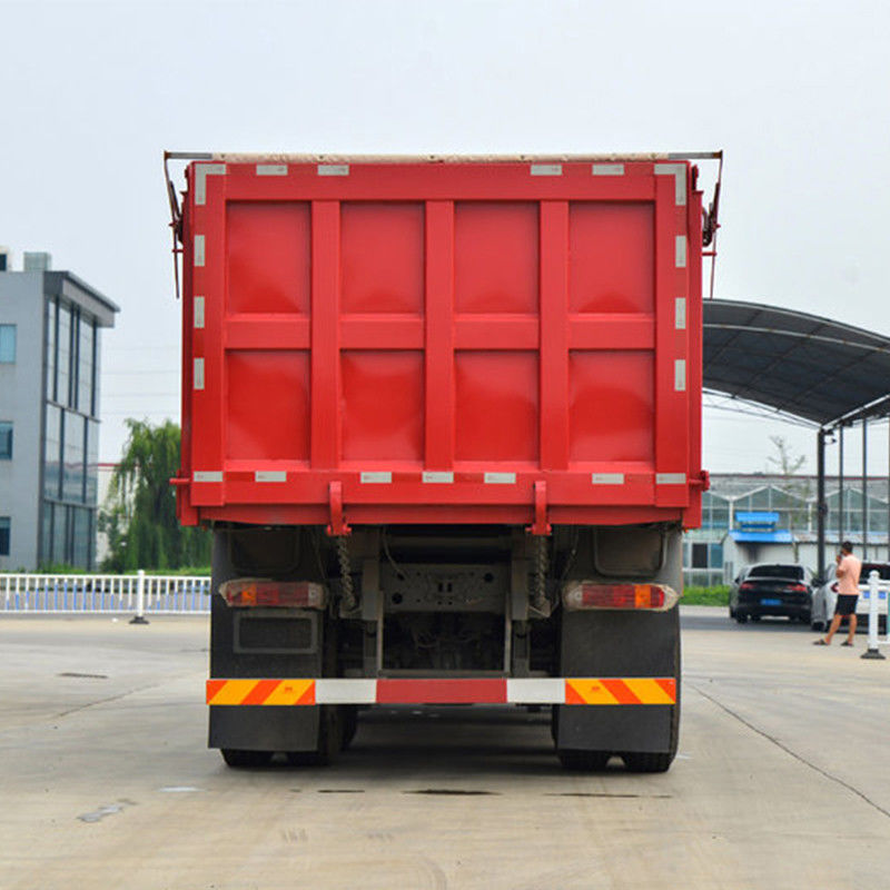 8x4 camion de 40 tonnes 12 roues camion de décharge avec climatiseur manuel HOWO 400HP