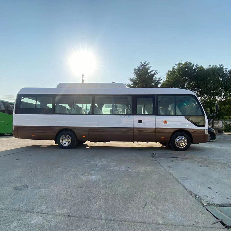 Manuel Utilisé Toyota Coaster Bus 30 places Max Puissance 113/5200 Type de transmission