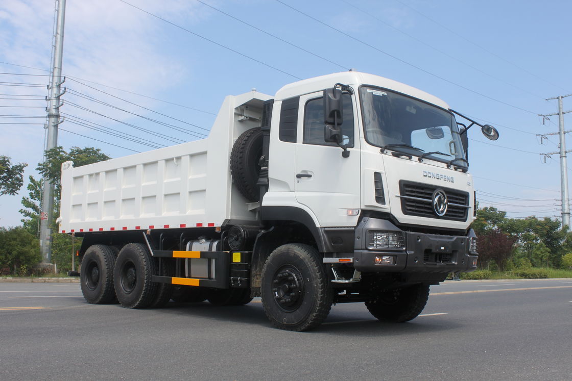 HOWO Camion à ordures 6X4 avec boîte de vitesses automatique d'expédition et roue motrice 6X4